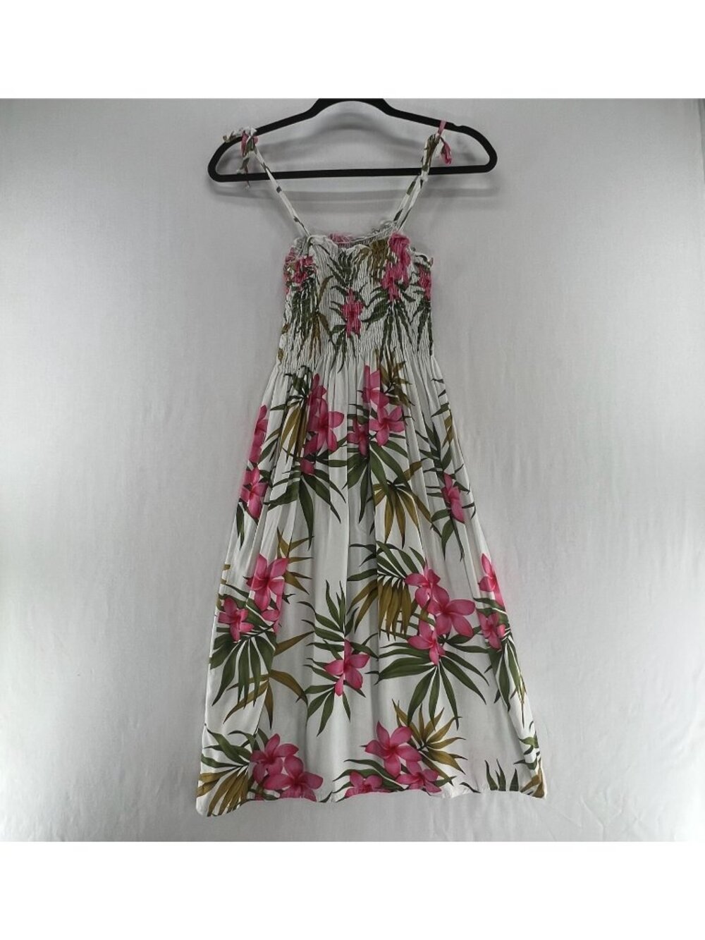 Royal Hawaiian Creations Smocked Sundress Womens S Rayon Plumeria Floral White - Picture 1 of 11